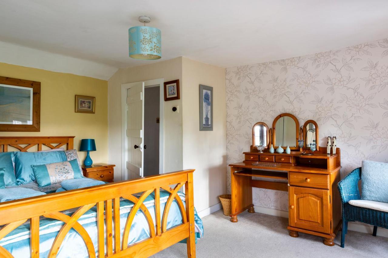 Herefordshire Holiday Cottages Lea ภายนอก รูปภาพ