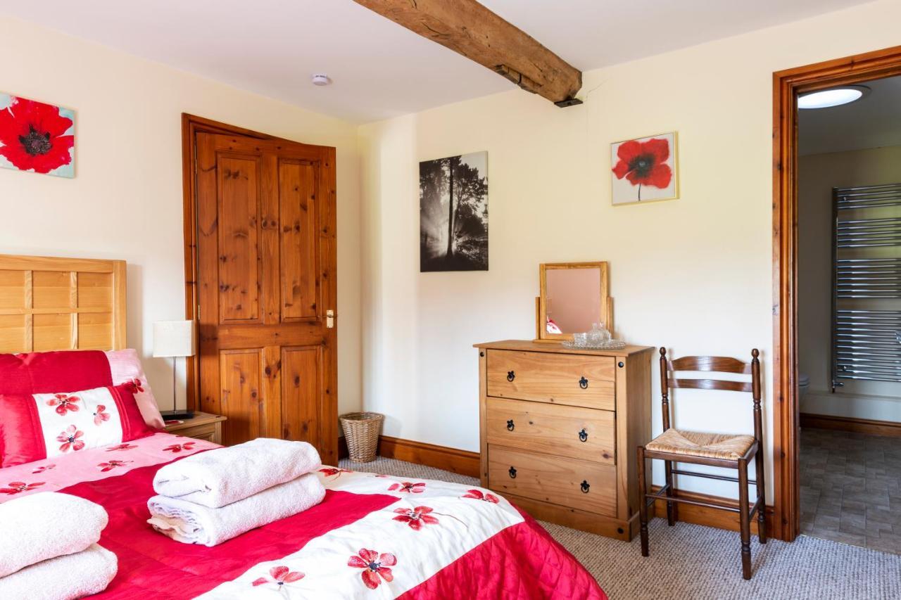 Herefordshire Holiday Cottages Lea ภายนอก รูปภาพ