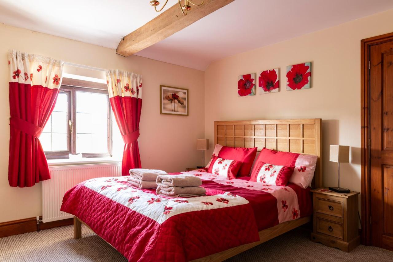Herefordshire Holiday Cottages Lea ภายนอก รูปภาพ